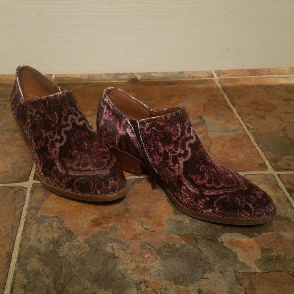 Lucky Brand bootie
